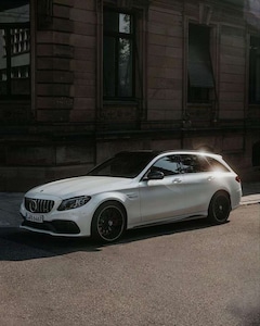 Bild des Angebotes Mercedes-Benz C 63 AMG C 63 S AMG T-Modell /Pano/Rückfahrkamera/*460€