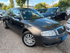 Skoda Superb Classic*2.HD*Klima*92.TKM*TÜV NEU