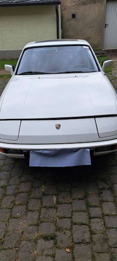 Porsche 924