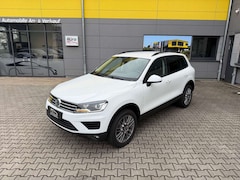 VW Touareg V6 Terrain Tech 4MOTION/LEDER/NAVI/LED/*