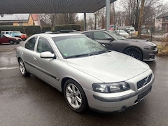 Bild des Angebotes Volvo S60 2.0 T Premium Automatik **LEDER**SITZHZG.**