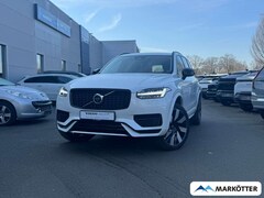 Bild des Angebotes Volvo XC90 T8 Plus Dark AWD 7-Sitzer ACC/HUD/PANO/STHZ/AHK
