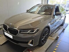 Bild des Angebotes BMW 520 d xDrive Touring Luxury Line | Komfortsitze
