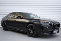 Bild des Angebotes BMW 760 i xDrive+Bowers&Wilkins+Pano+360°+LED+HeadUP