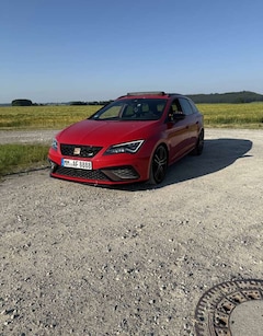 Bild des Angebotes SEAT Leon Cupra 300 4Drive