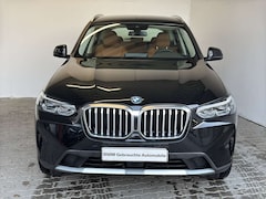 Bild des Angebotes BMW X3 xDrive30e Navi.AHK.ACC.ParkAss.Sportsz.SHZ.