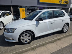 Bild des Angebotes Skoda Fabia Red & Grey DAB Sitzheizung+GARANTIE+
