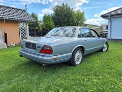 Bild des Angebotes Jaguar XJ XJ XL 3.2 Executive RECHTSLENKER deutsche Papiere