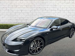 Bild des Angebotes Porsche Taycan Turbo Pano Sport 3D Sound BOSE