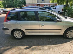 Bild des Angebotes Peugeot 206 206 SW