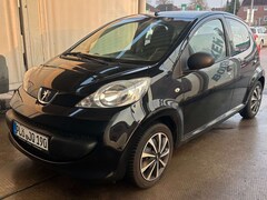 Bild des Angebotes Peugeot 107 Peugeot 107 ,sehr guten Zustand – TÜV neu