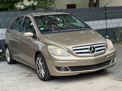 Bild des Angebotes Mercedes-Benz B 200 Elegance Automatik Lamellendach TÜV NEU