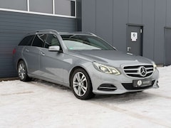 Bild des Angebotes Mercedes-Benz E 250 T-Modell *LED*COMAND*SCHIEBETÜR*HANDBEDIEN