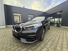 Bild des Angebotes BMW 116 i Sport Line