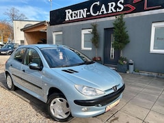 Bild des Angebotes Peugeot 206 1.4/22TKM/I.HAND/AUTOMATIK/MFL/KLIMA/MFL