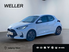 Bild des Angebotes Toyota Yaris Hybrid 1.5 Team D *ACC*CAM*CarPlay*SmartKey*