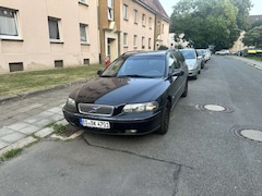Bild des Angebotes Volvo V70 2.4 Premium