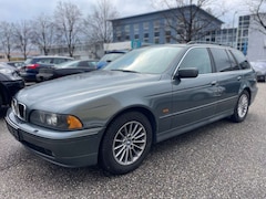 Bild des Angebotes BMW 525 i A touring E39 Facelift /XENON/NAVI/GSD/BT-A