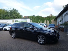 Bild des Angebotes Hyundai i40 cw blue Trend, EU6, 2.Hand ,TÜV/Service neu