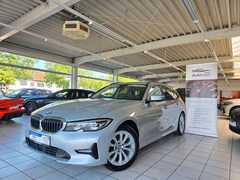 Bild des Angebotes BMW 320 d Touring xDrive Advantage Head Up LED