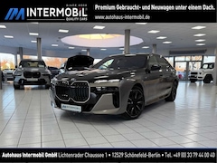 Bild des Angebotes BMW 740 d INDIVIDUAL TWO-TONE*TV*A-Türen*KRISTALL