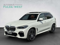 Bild des Angebotes BMW X5 30d M Sport Laser PanoSky Luftfahrw. ACC AHK