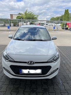 Bild des Angebotes Hyundai i20 YES! Steuerkette Neu!