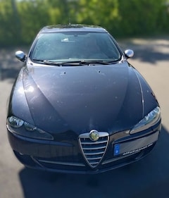 Bild des Angebotes Alfa Romeo 147 147 1.6 Black Line