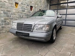 Bild des Angebotes Mercedes-Benz E 220 E 220  Aus erster Hand