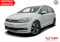 Bild des Angebotes VW Touran 1.5 TSI DSG Family 7-Sitzer LED Navi AHK