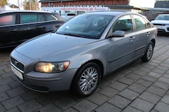 Bild des Angebotes Volvo S40 2.4  Klimaautomatik PDC ALU Radio-CD AHK TÜV bis 0