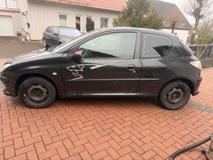 Bild des Angebotes Peugeot 206 110 Tendance