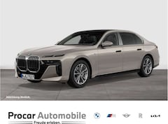 Bild des Angebotes BMW 740 d xDrive Limousine M Sport Pano Sky Lounge Standhe