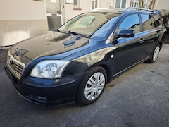 Toyota Avensis 2.0 Executive neue HU/AU
