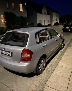 Bild des Angebotes Kia Cerato 1.6 LX