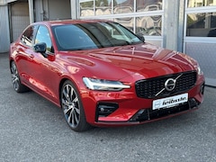 Volvo S60 B5 Ultimate Dark AWD-B&W-360°-Massage-Nappa