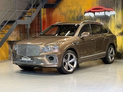 Bild des Angebotes Bentley Bentayga 4.0 V8 4WD Aut.~NAIM~PANO~AKRAPOVIC~