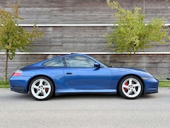 Bild des Angebotes Porsche 996 911 Carrera 4S - Cobaltblau Metallic - Schalter