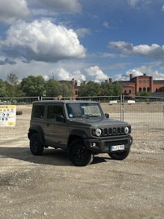Suzuki Jimny Jimny black Details + LED
