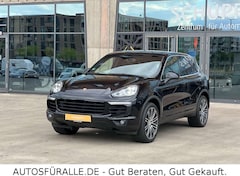 Bild des Angebotes Porsche Cayenne *Diesel*AHK 3.5t*4x4*Facelift*Pano.*Leder