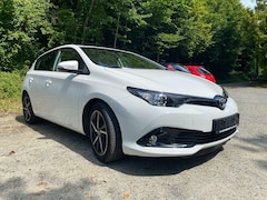 Bild des Angebotes Toyota Auris Auris 1.2 Turbo Team Deutschland