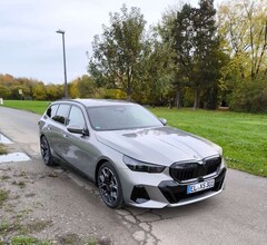 Bild des Angebotes BMW 540 540d xDriveTouring, MSport Pro, Hinterachslenkung
