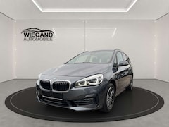 Bild des Angebotes BMW 220 Aut. Sport Line+SHZ+AHK+RFK+LED
