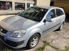Bild des Angebotes Kia Rio 5t ohne TÜV