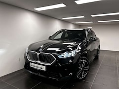 Bild des Angebotes BMW iX2 eDrive20 M Sportpaket Head-Up HK HiFi DA Plus