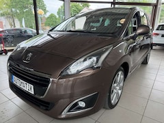 Bild des Angebotes Peugeot 5008 Allure 7Sitzer *Automatik*Panorama*Head Up*