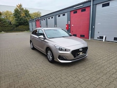 Bild des Angebotes Hyundai i30 cw Pure/1Hand/Navi/KAMERA