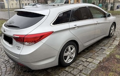 Bild des Angebotes Hyundai i40 i40cw 1.7 CRDi Automatik Premium AHK