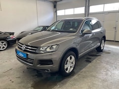 VW Touareg 3.0 TDI*Bi-Xenon*PANO*STHZ*4xSHZ*NAVI*AHK* AHK+Pan