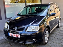 Bild des Angebotes VW Touran Highline 7-SITZER SHZ KLIMAA. TÜV 11/2026